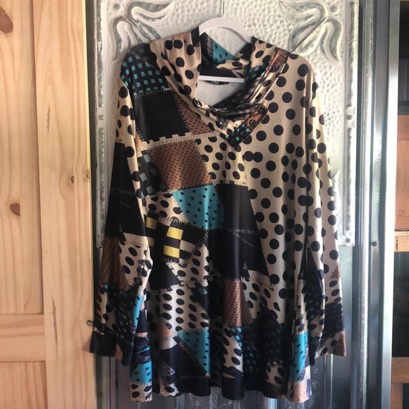 Lily by Firmiana Long sleeve shirt - Picture 2 of 4